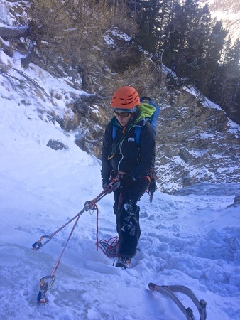 Relais Sur Broches Cascade De Glace