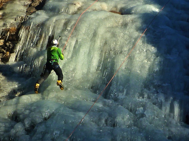 Séjour cascades de glace au Pays des Ecrins