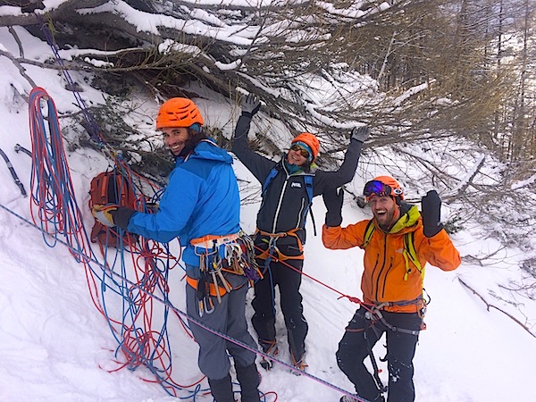 Petzl en formation glace lors de l'Ice Climbing Ecrins 2017.