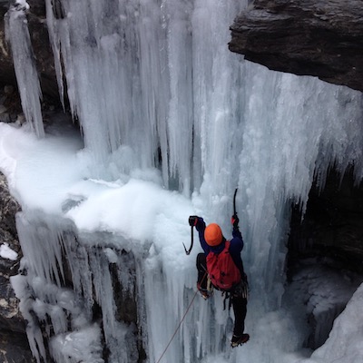 Cascade de Glace Pessu – Neige & Montagne